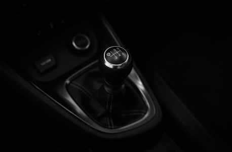 6 speed manual vs 5 speed manual